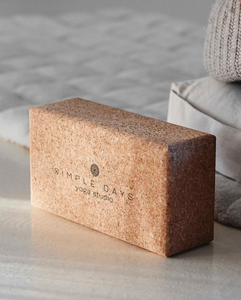 YOGA blok i kork - 22x12 cm - natur